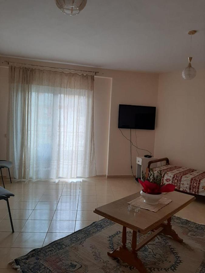 Grazioso Apartamento Arredato A Due Passi Dal Lungomare Vlorë Екстериор снимка